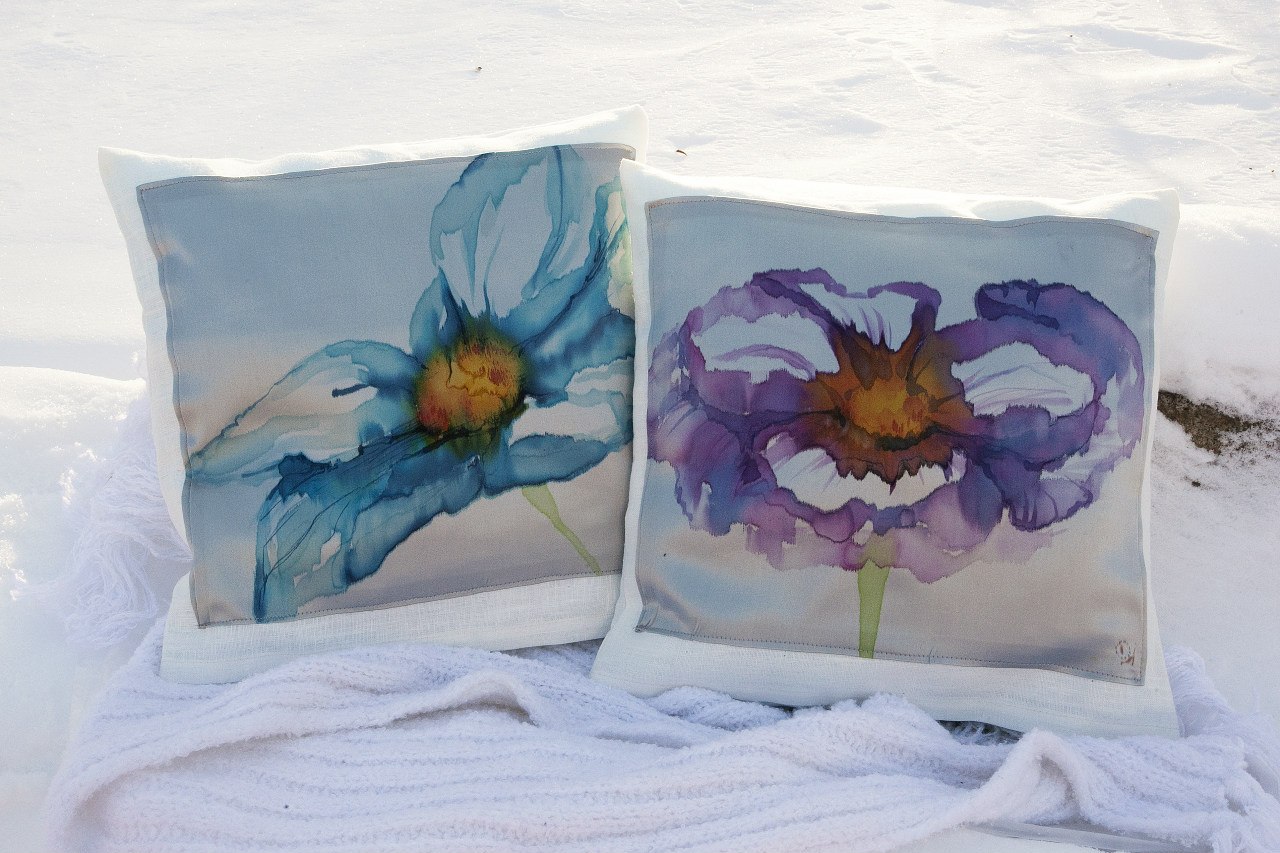 Батик подушка