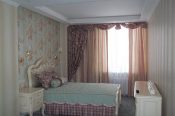 Покрывало и шторы для спальни