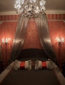 Покрывало и шторы для отелей дизайн