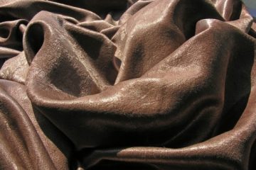 Tivoli Shine. Велюр. 29 цветов. Пластичная ткань с деликатной структурой, напоминающей искуственную замшу. Высота - 285см. Состав ткани - 100% полиэстер.