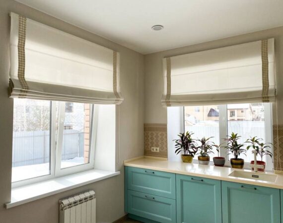 Римские шторы для кухни