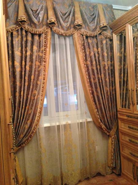 Шторы для прихожей