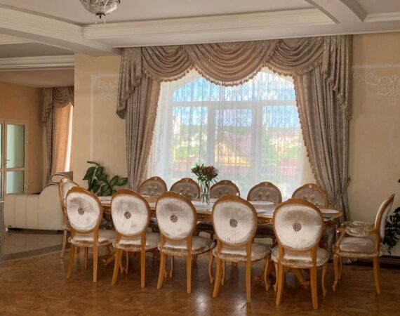 Шторы в гостиной